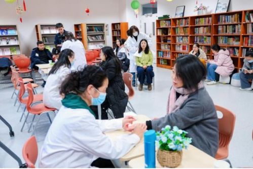 從校園到社區，同仁堂中醫藥文化傳遞冬日溫情